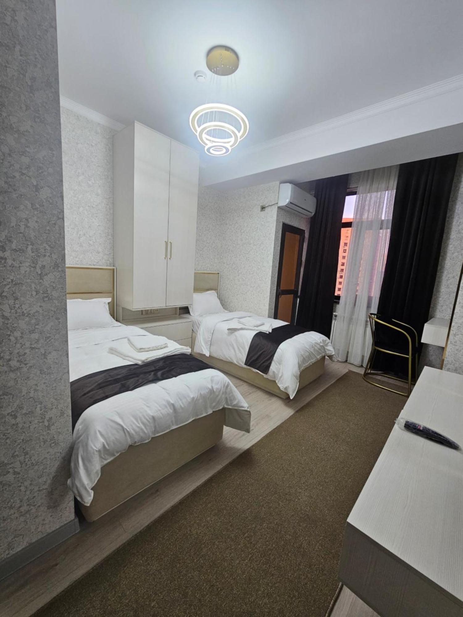 Baland Hotel Dușanbe Exterior foto